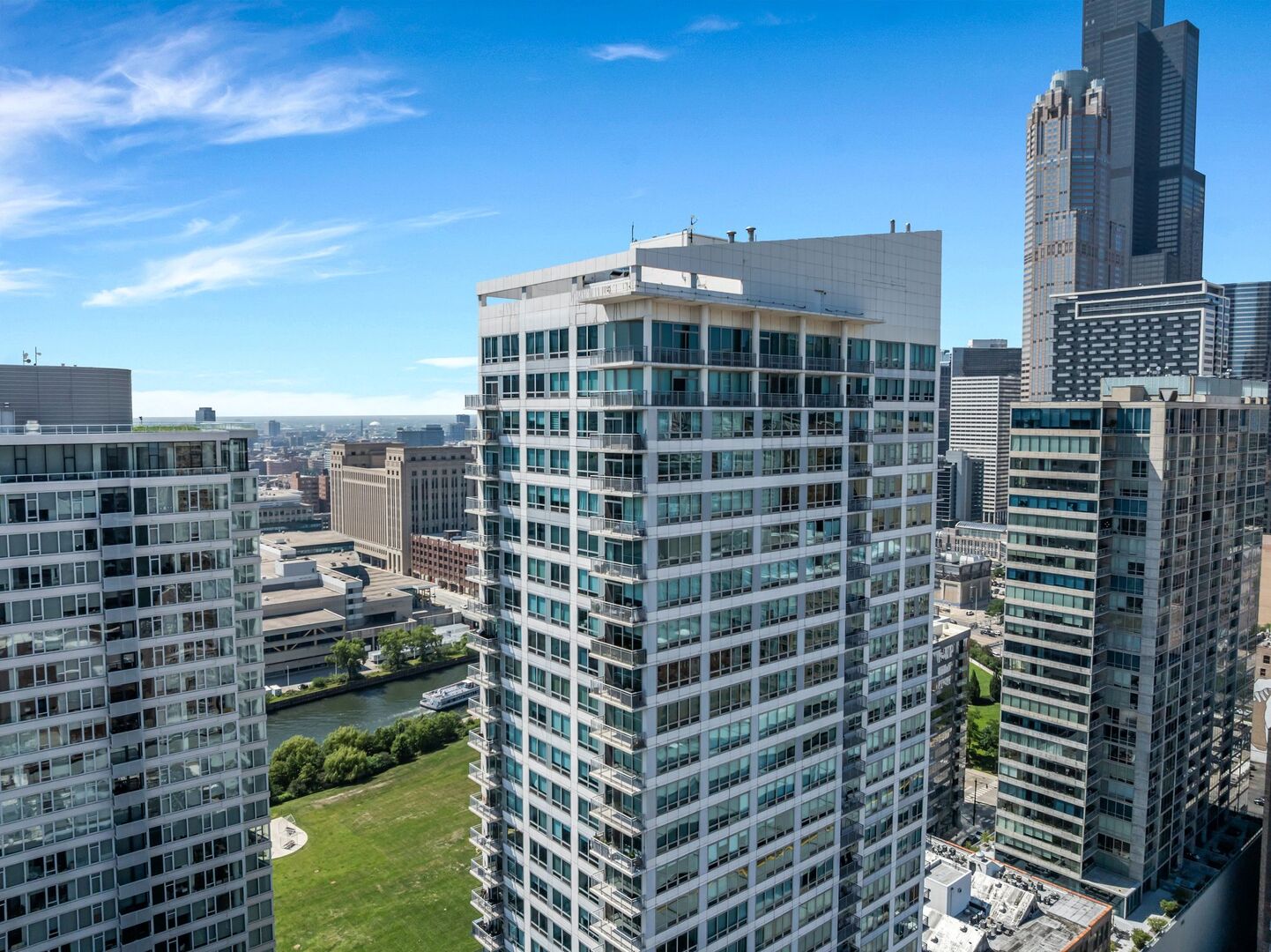 701 S WELLS Street Unit: 3400