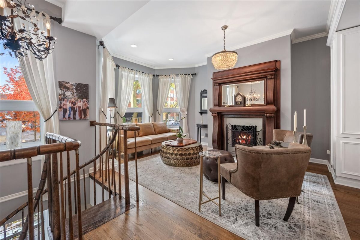 636 W Grace Street Unit: 1W