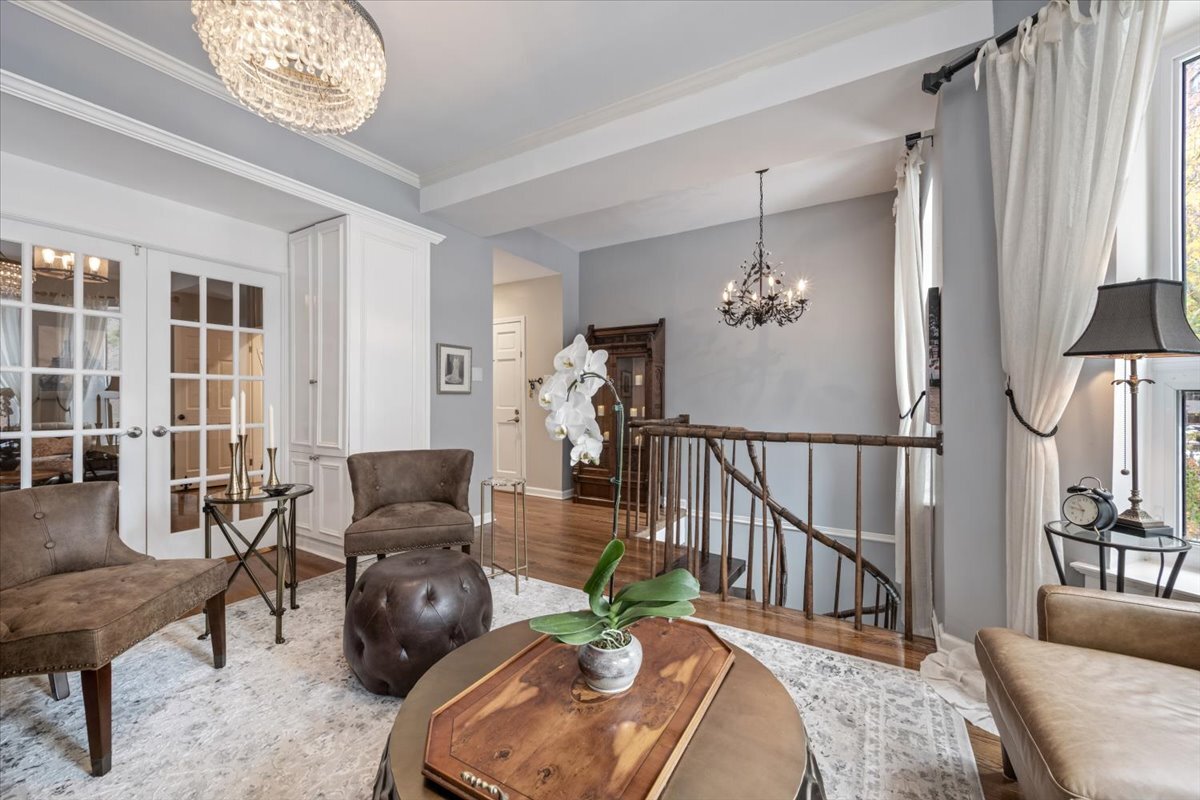 636 W Grace Street Unit: 1W
