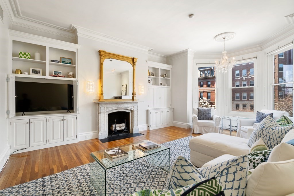 263 Beacon Street Unit: 3