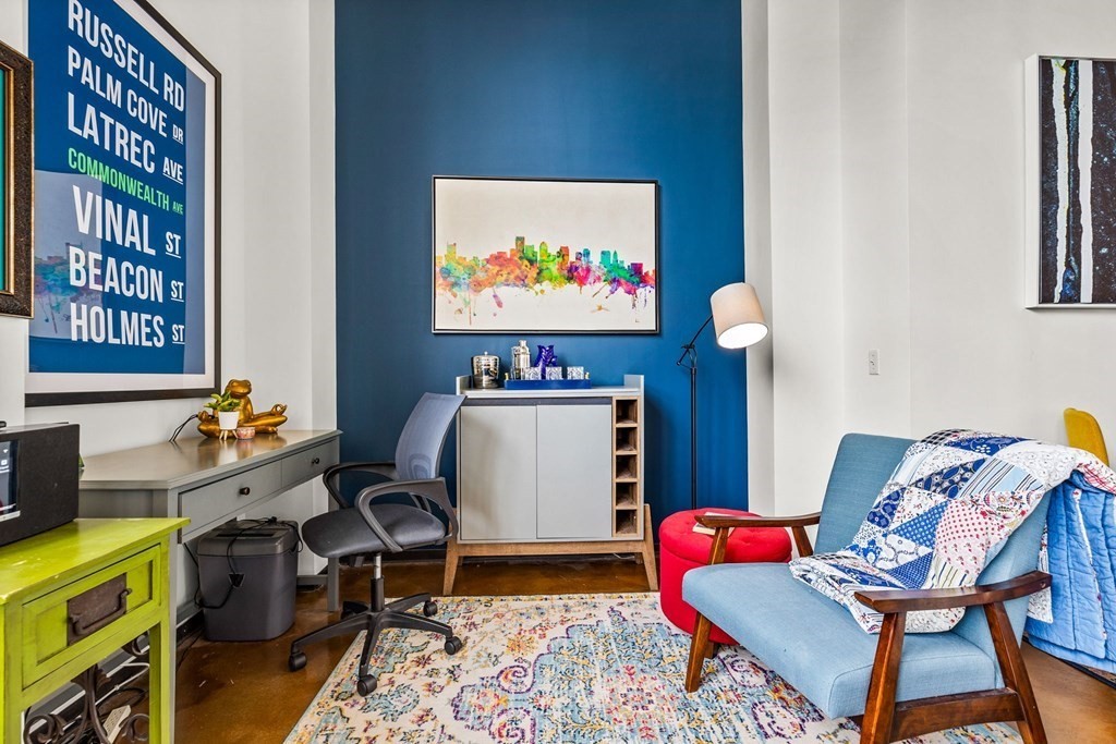 118 Holmes St Unit: 304W