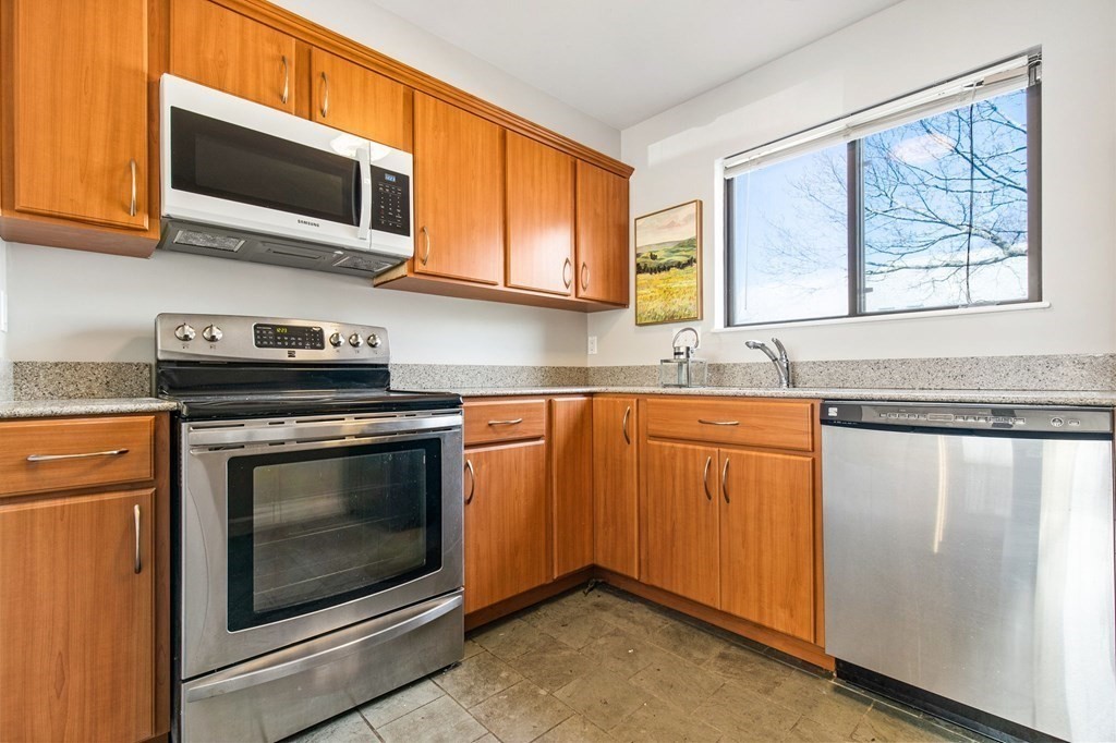 91 Governor Winthrop Rd. Unit: 91