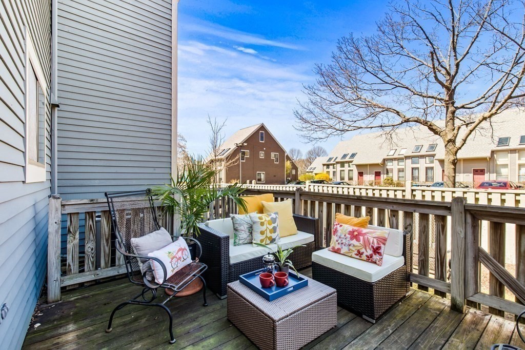 91 Governor Winthrop Rd. Unit: 91