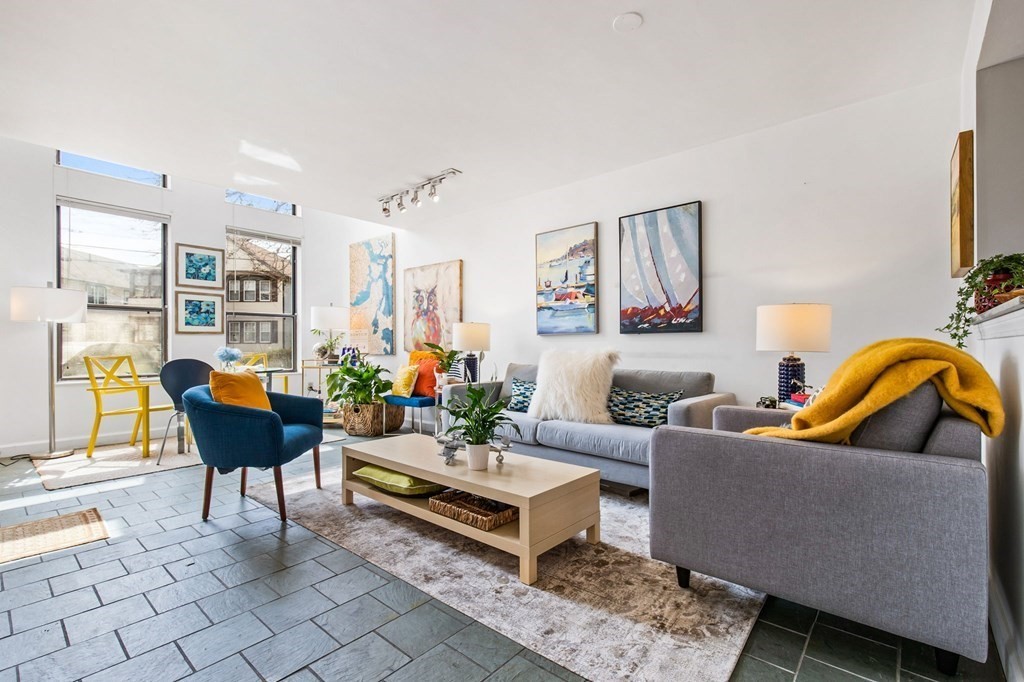 91 Governor Winthrop Rd. Unit: 91