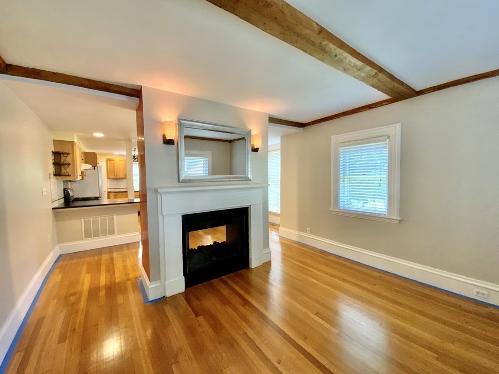 80 Pleasant St Unit: 2