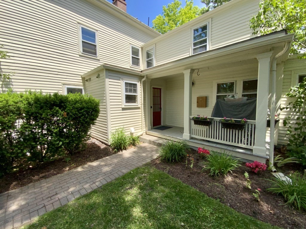 80 Pleasant St Unit: 2