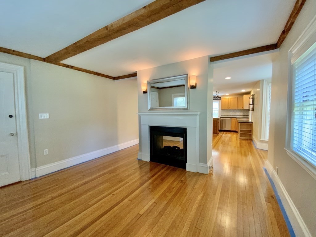 80 Pleasant St Unit: 2