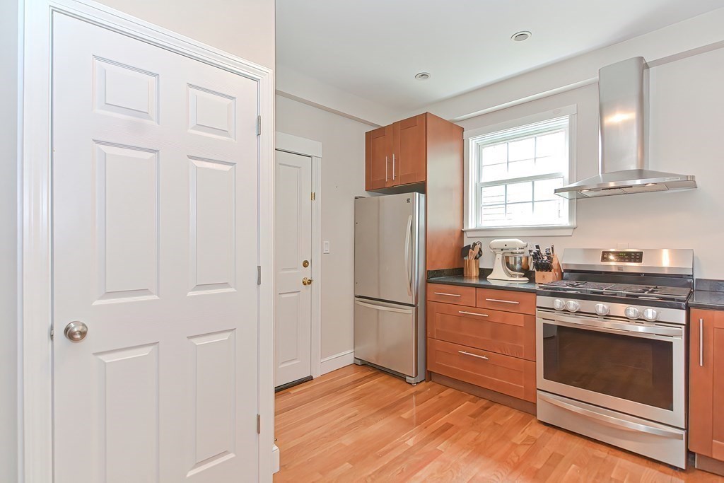 78 Forest Hills St Unit: 2