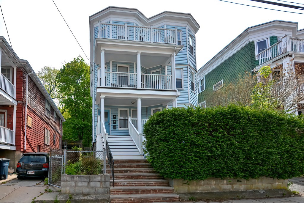 78 Forest Hills St Unit: 2