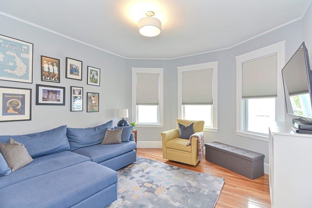 78 Forest Hills St Unit: 2