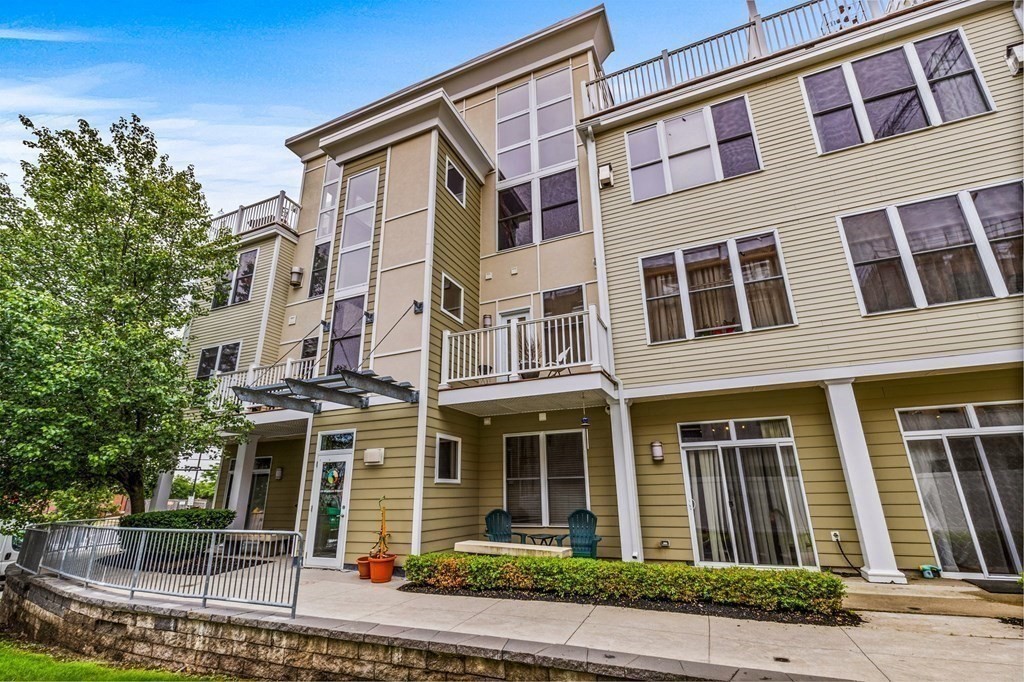 29 Wheeler St Unit: 212