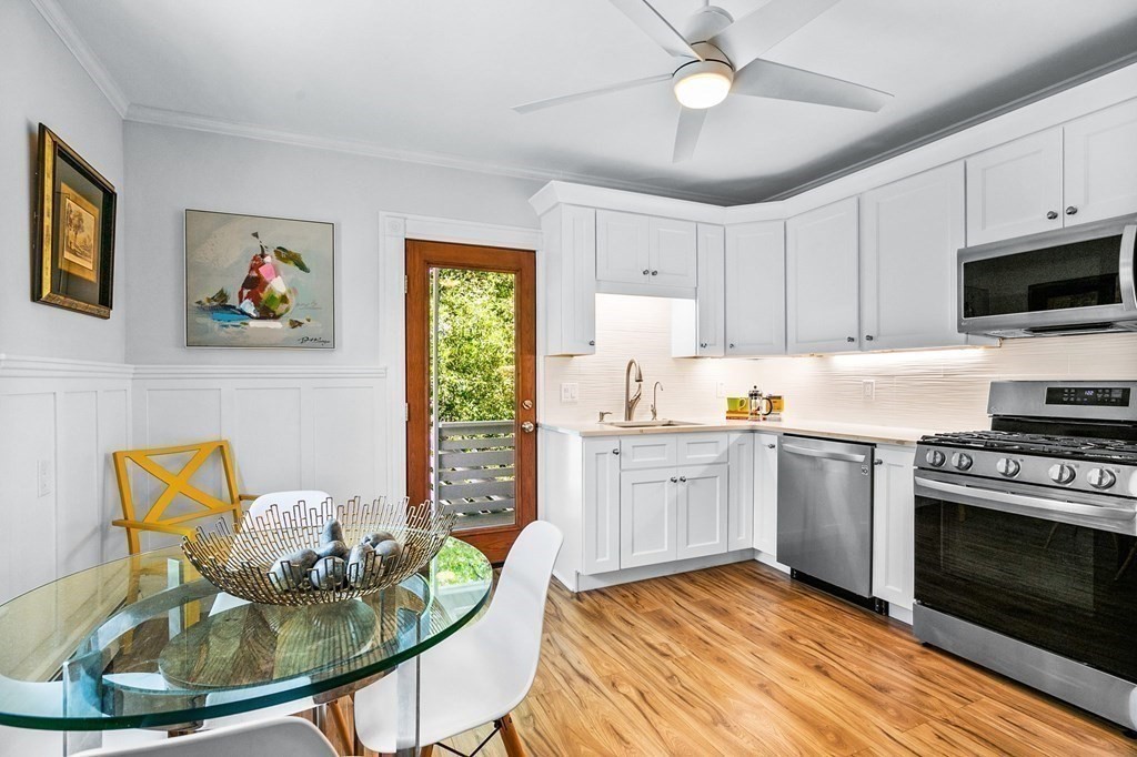 44 Dalby St Unit: 44