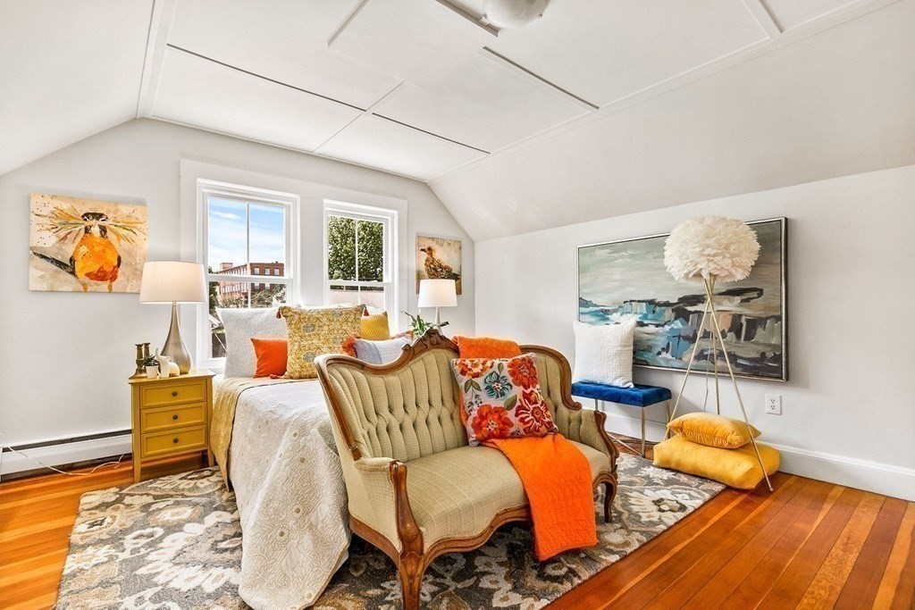 44 Dalby St Unit: 44