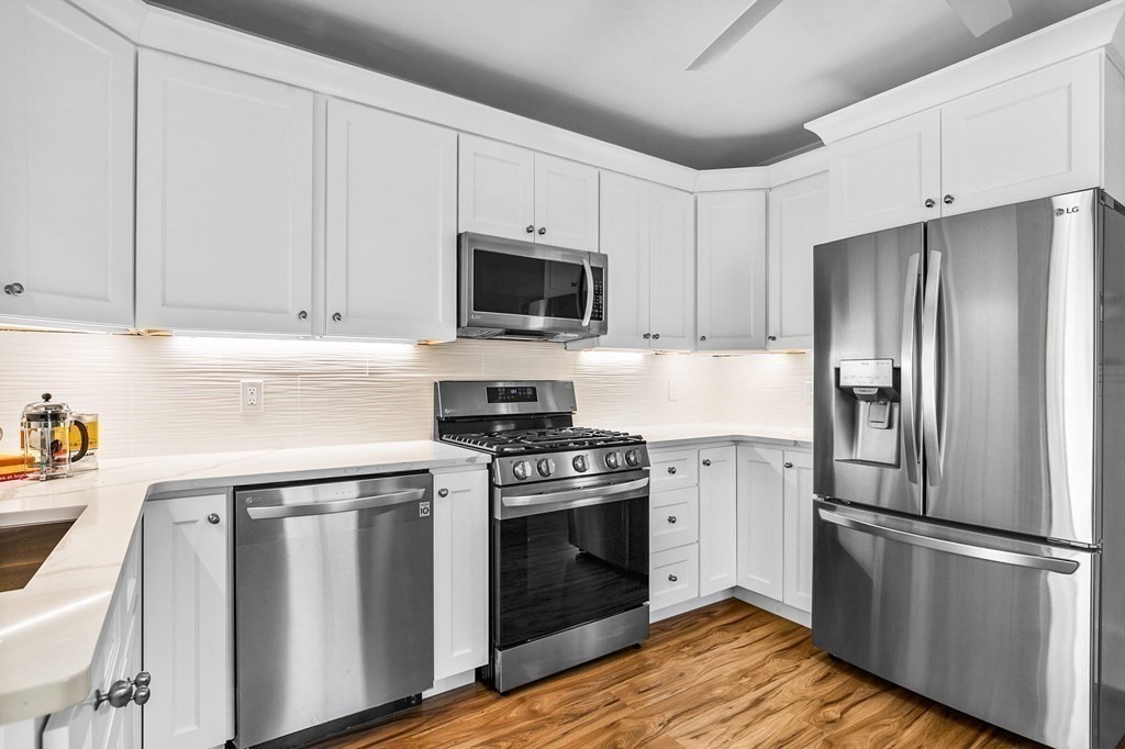 44 Dalby St Unit: 44