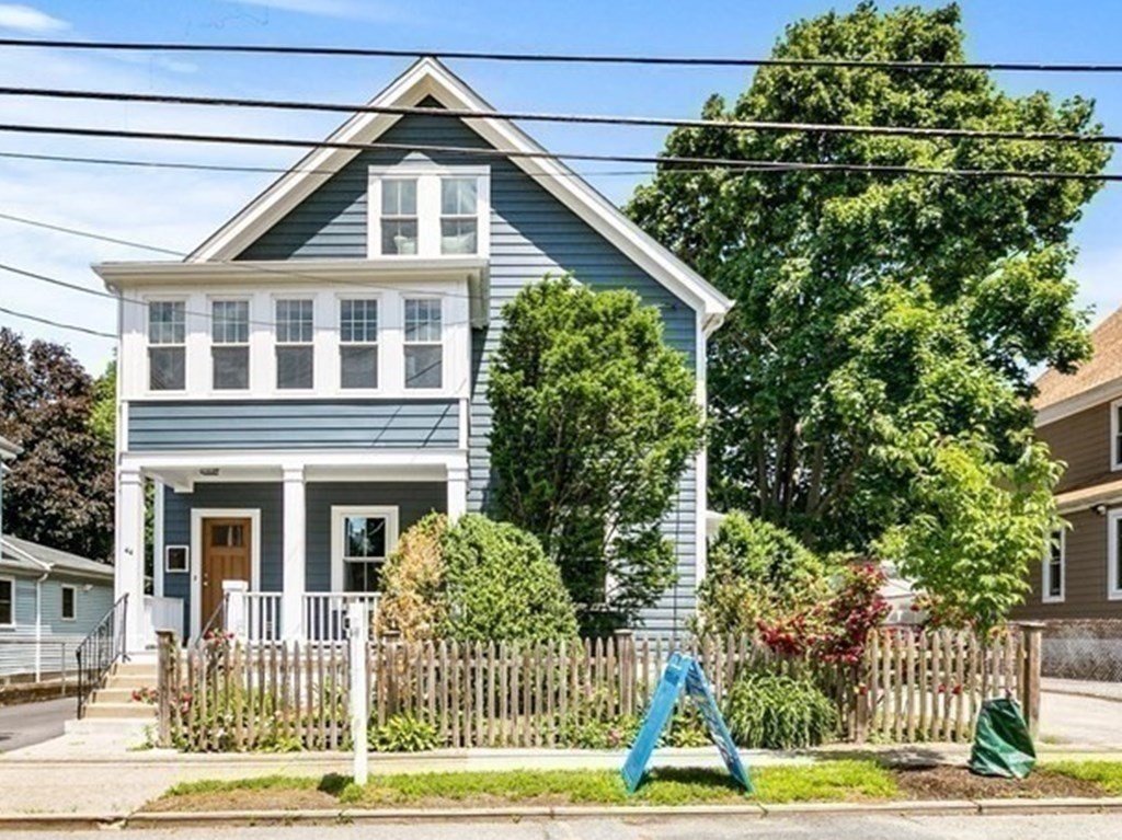 44 Dalby St Unit: 44