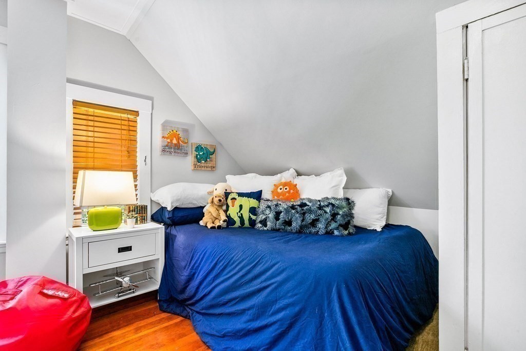 44 Dalby St Unit: 44