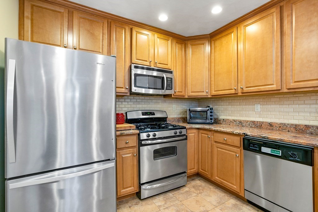 215 Harvard St Unit: 6