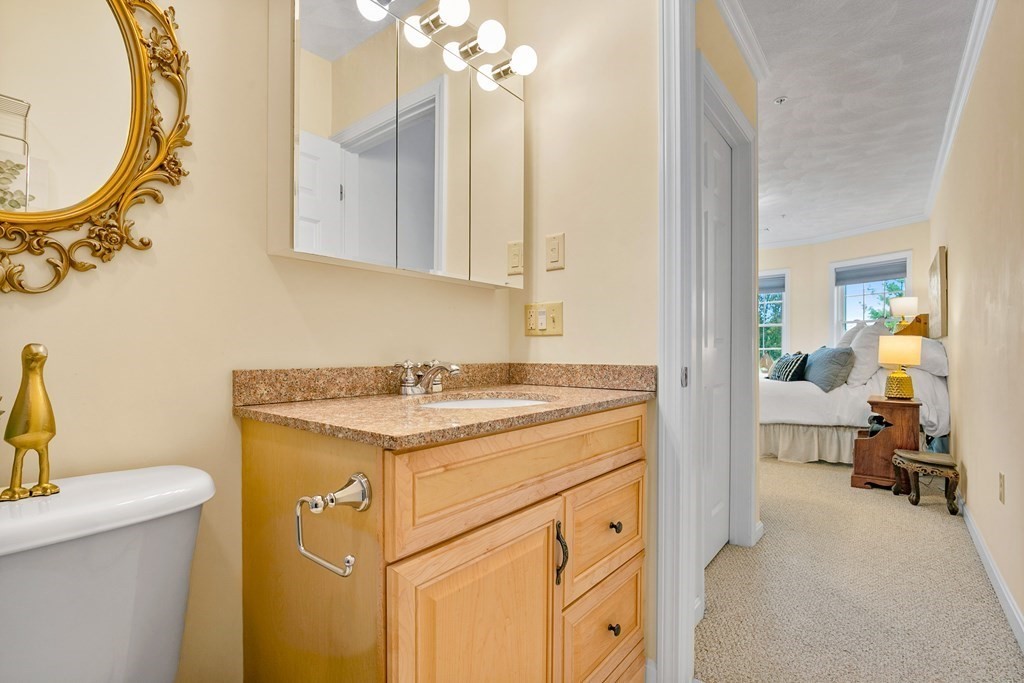 215 Harvard St Unit: 6