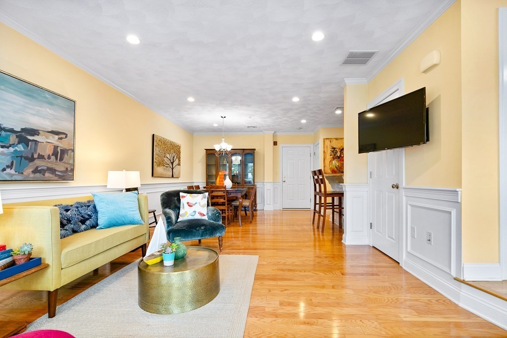 215 Harvard St Unit: 6