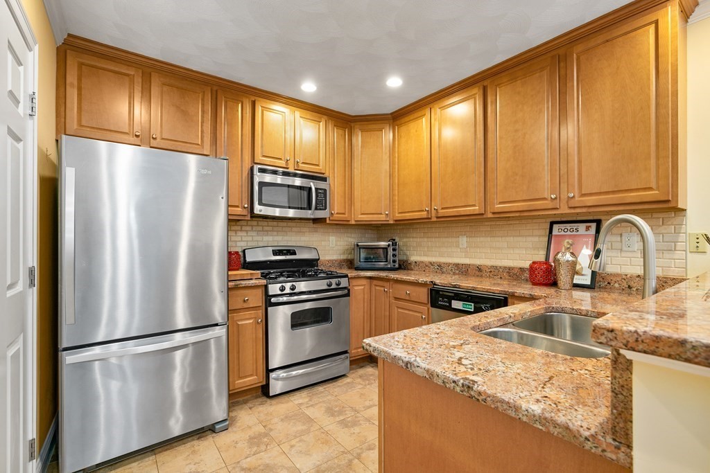 215 Harvard St Unit: 6