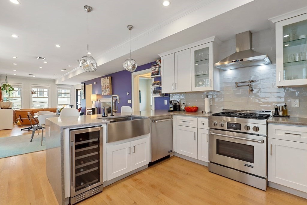 8 Hamilton Rd Unit: 2