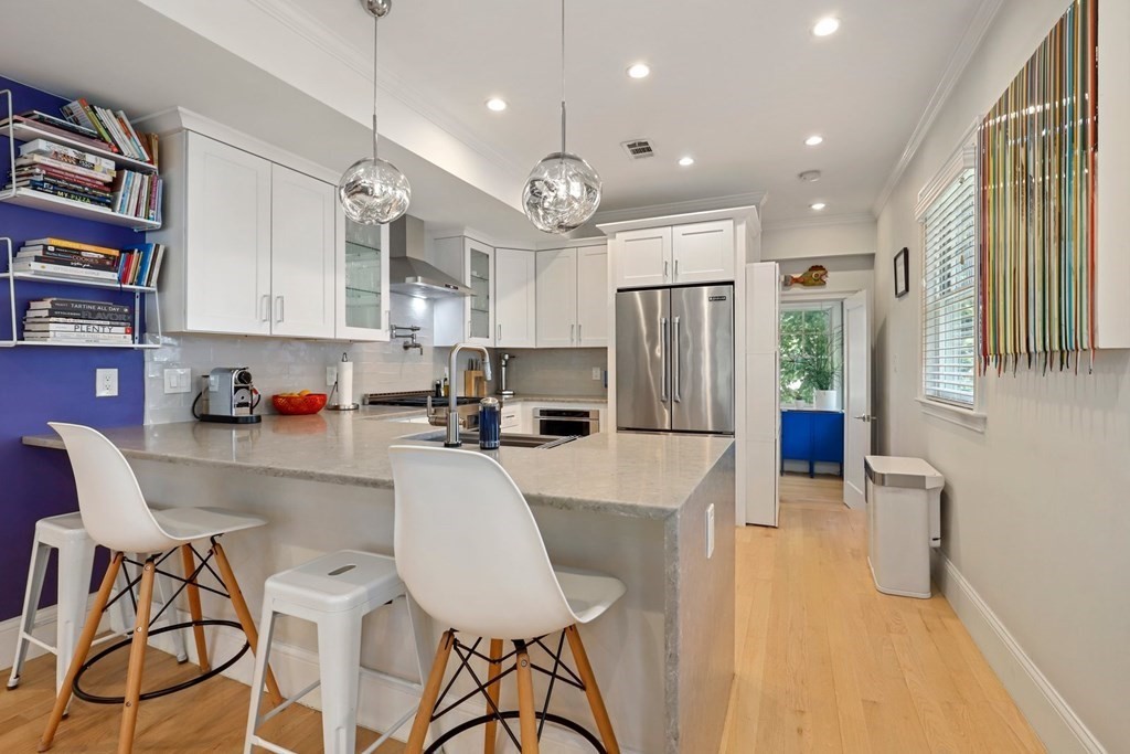 8 Hamilton Rd Unit: 2