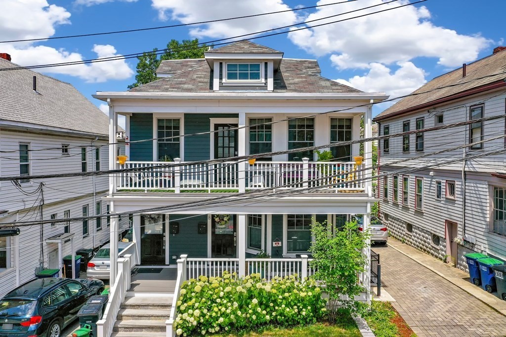 8 Hamilton Rd Unit: 2