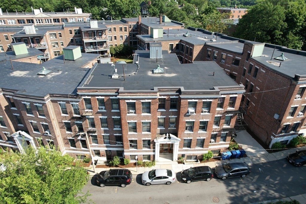 120 Lanark Road Unit: 3