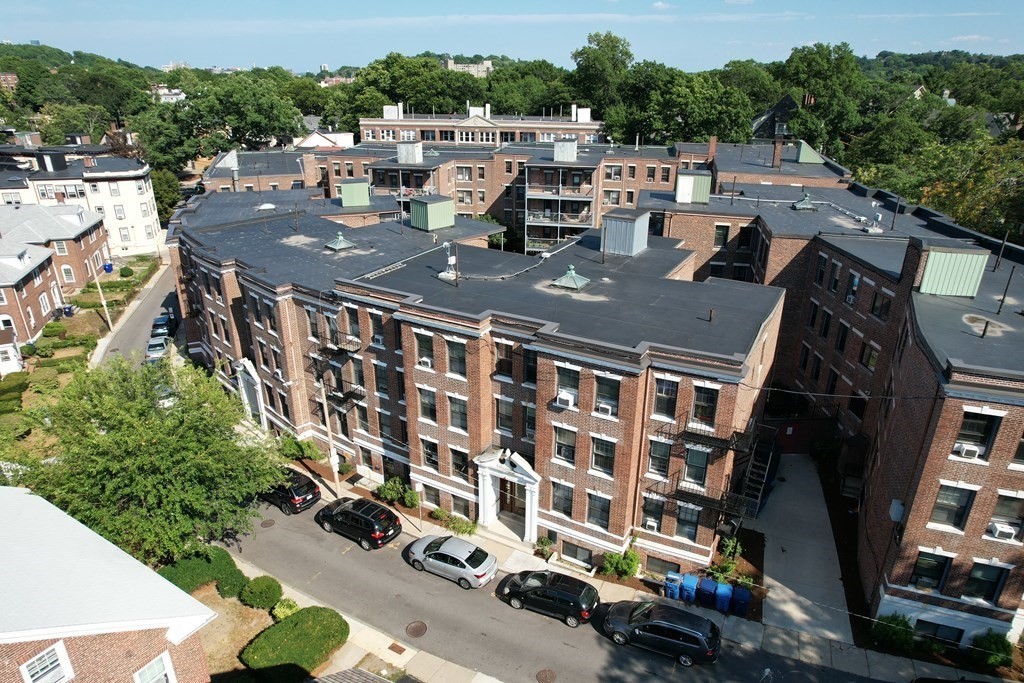 120 Lanark Road Unit: 3