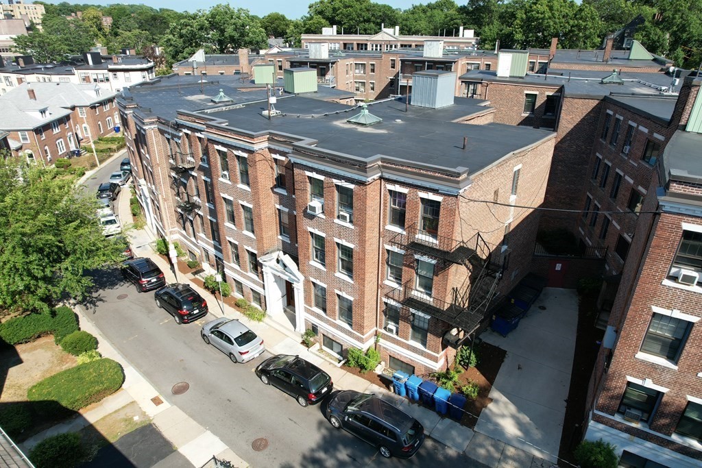 120 Lanark Road Unit: 3