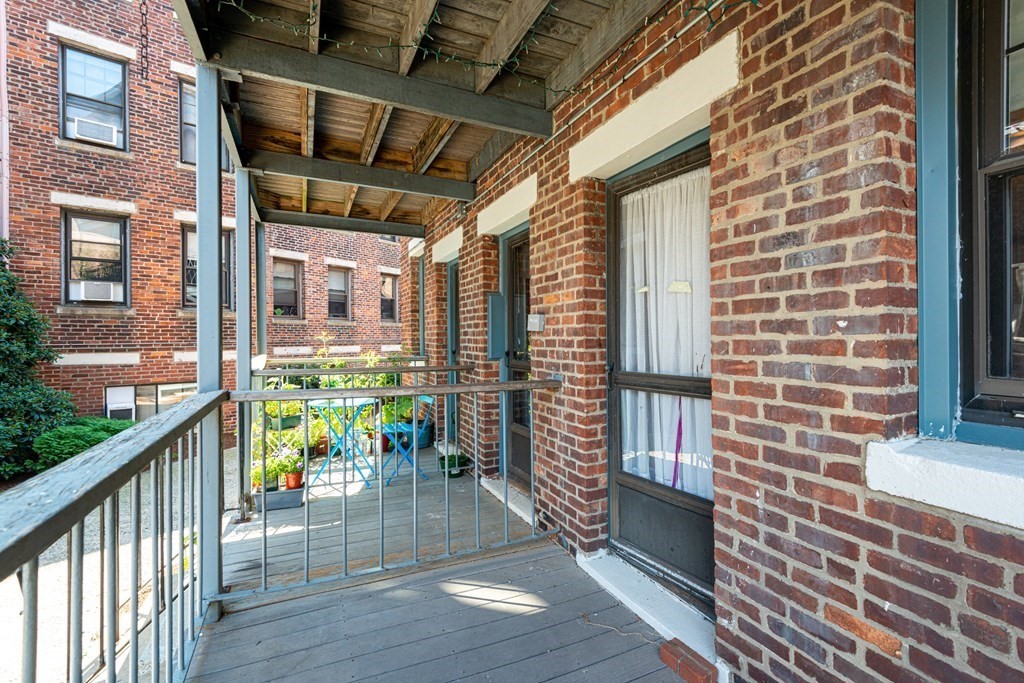 120 Lanark Road Unit: 3