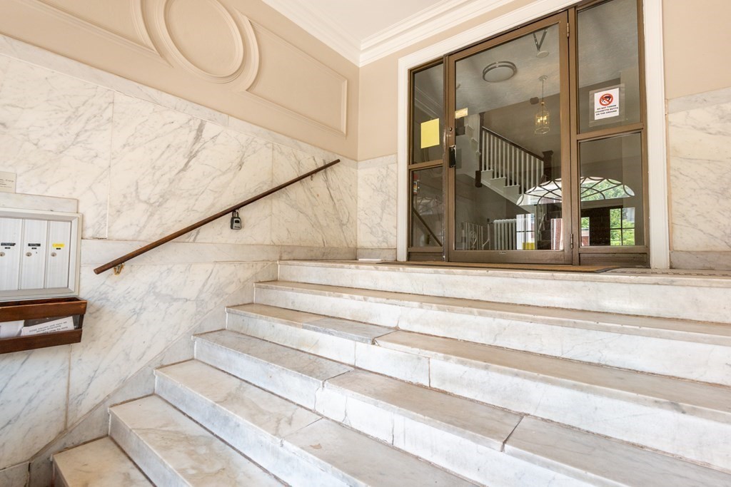 120 Lanark Road Unit: 3