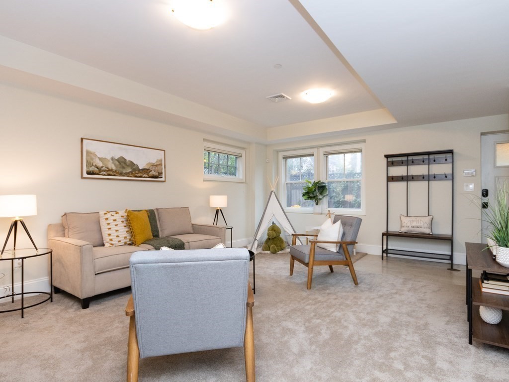 78 Seaverns Ave Unit: 78