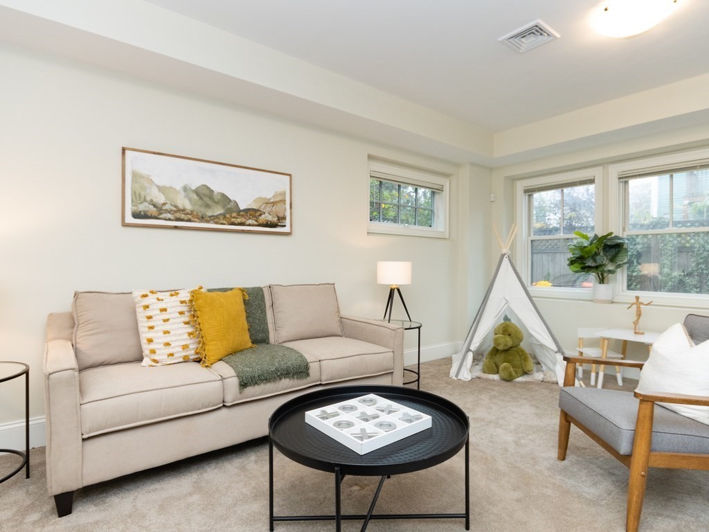 78 Seaverns Ave Unit: 78