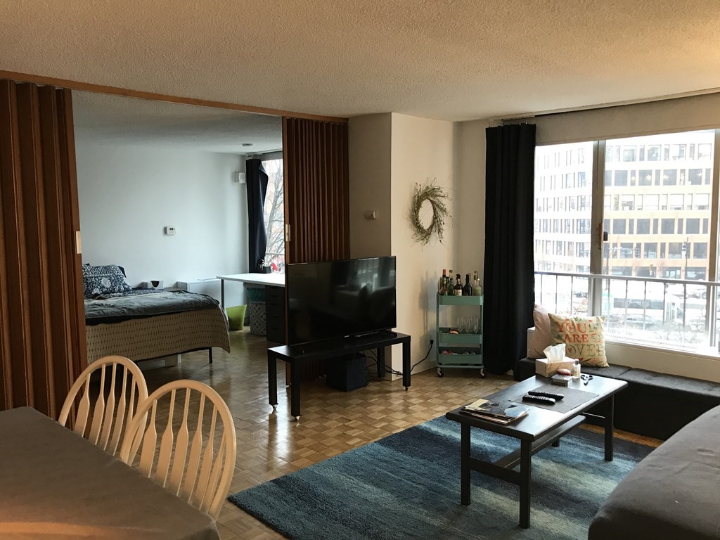 44 Washington St Unit: 403