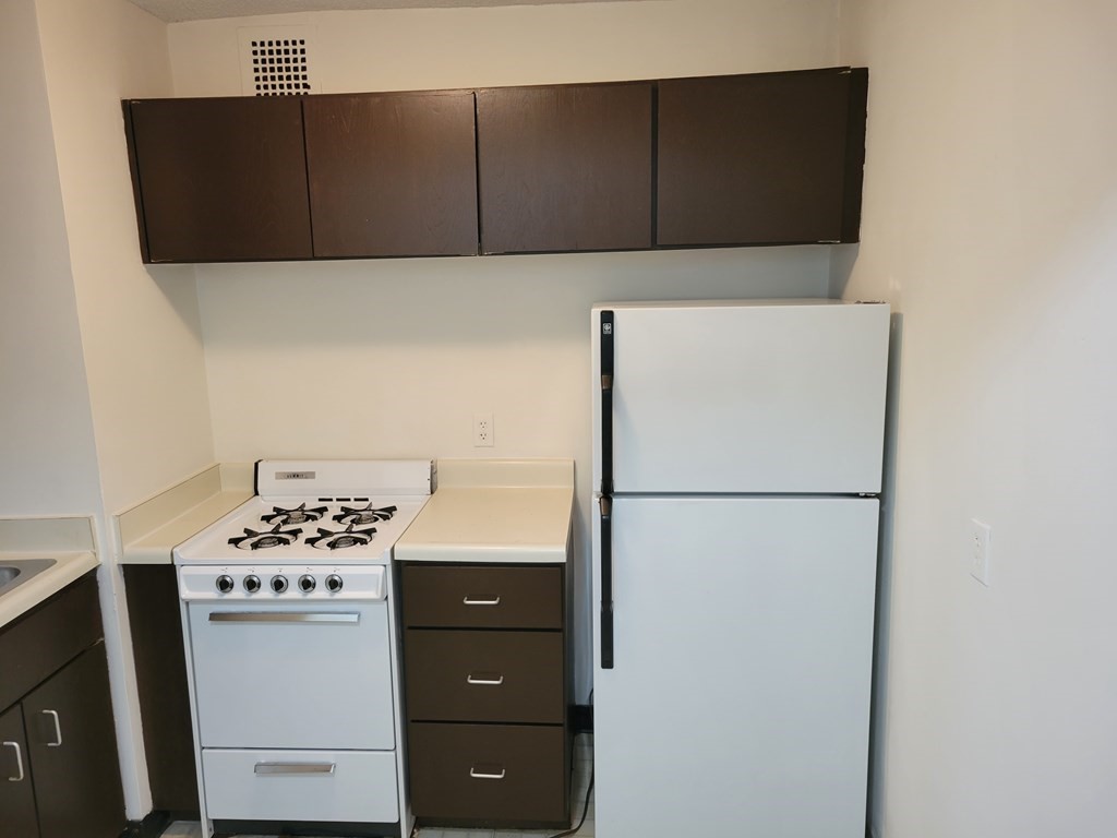 44 Washington St Unit: 403