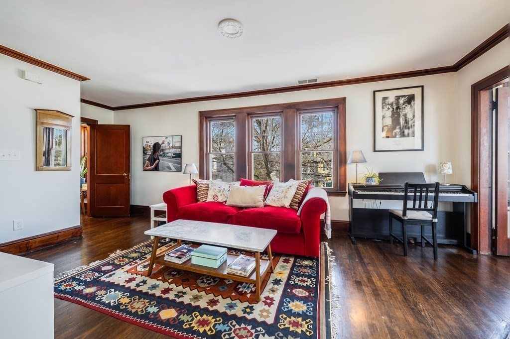 36 Churchill Ave Unit: 2