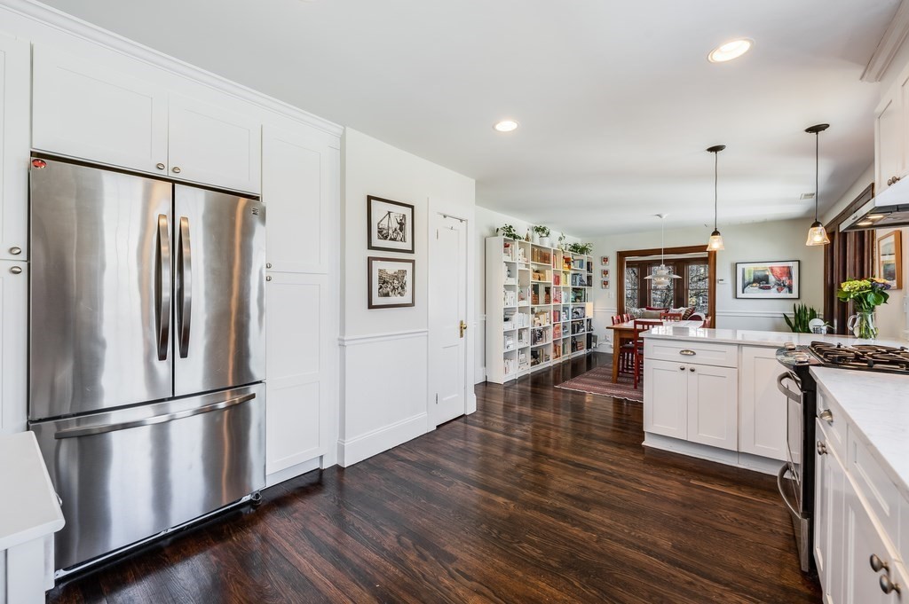 36 Churchill Ave Unit: 2