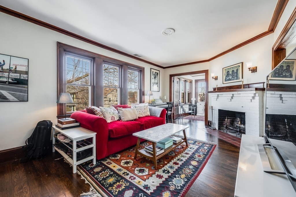 36 Churchill Ave Unit: 2