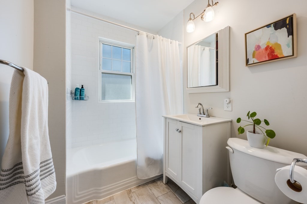 36 Churchill Ave Unit: 2