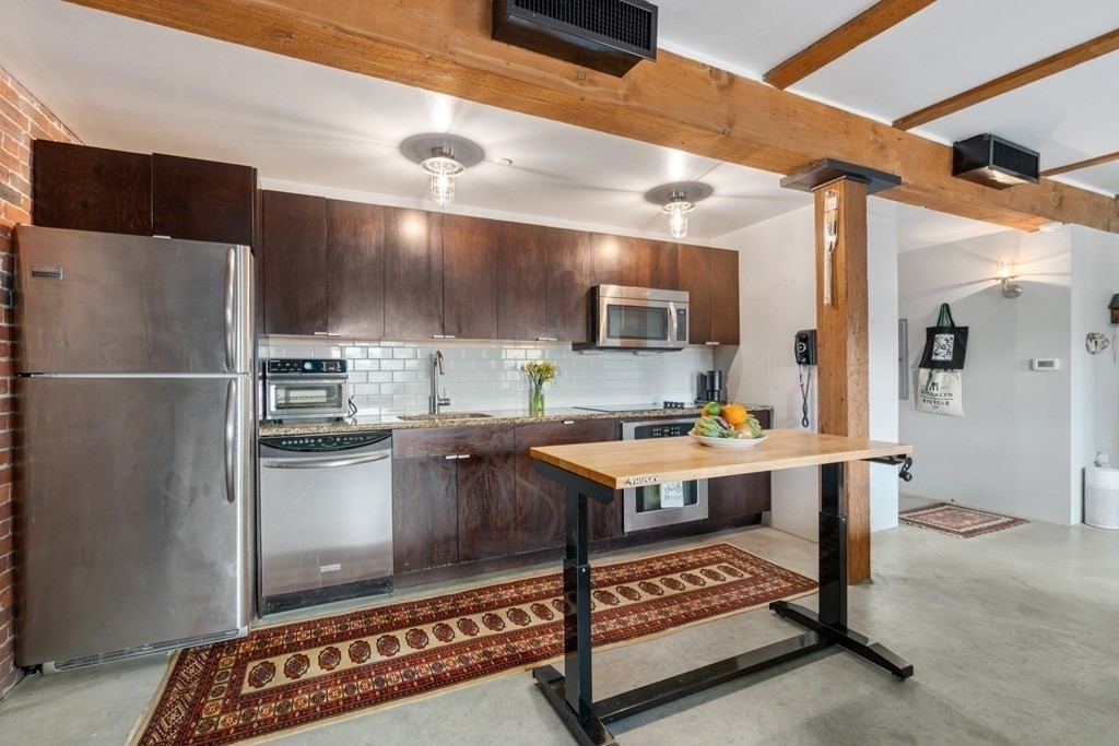 90 Wareham St Unit: 505