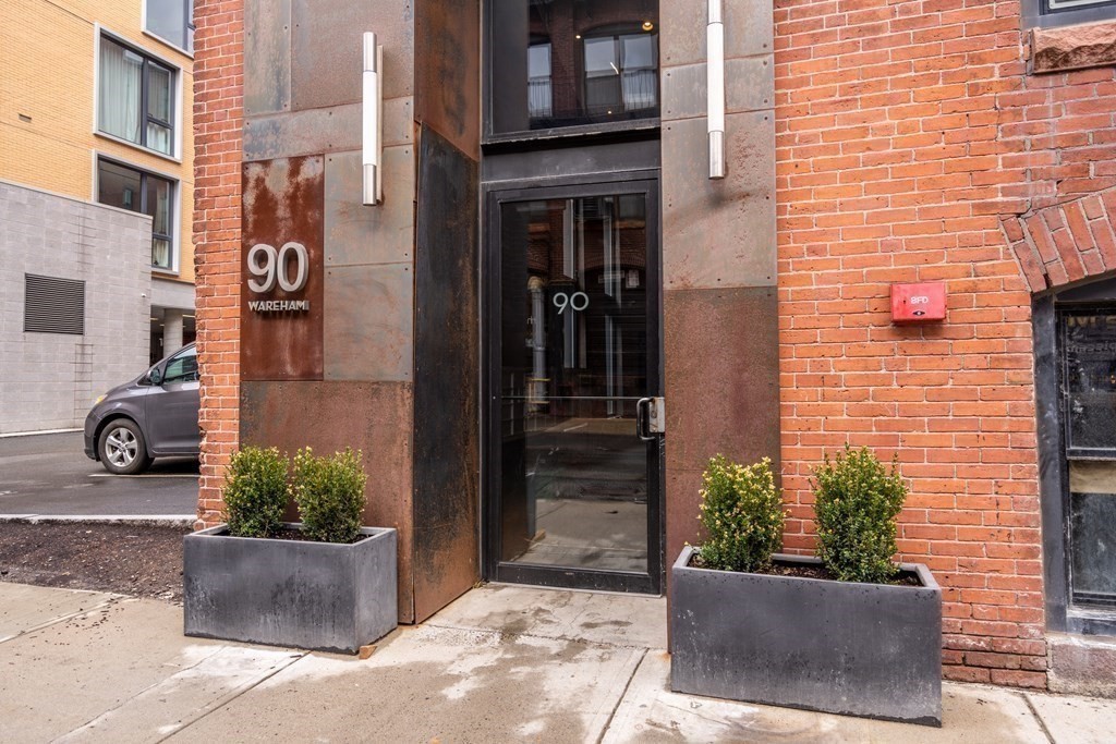 90 Wareham St Unit: 505