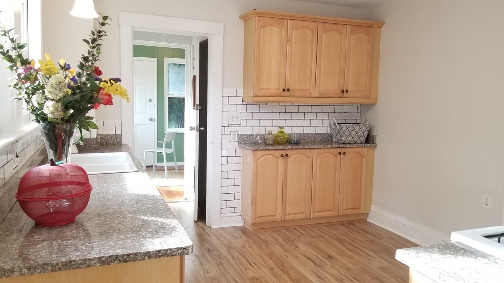 103-105 Ripley Unit: 103