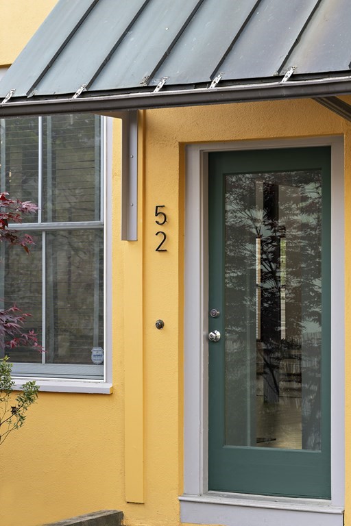 52 Porter Road Unit: 52