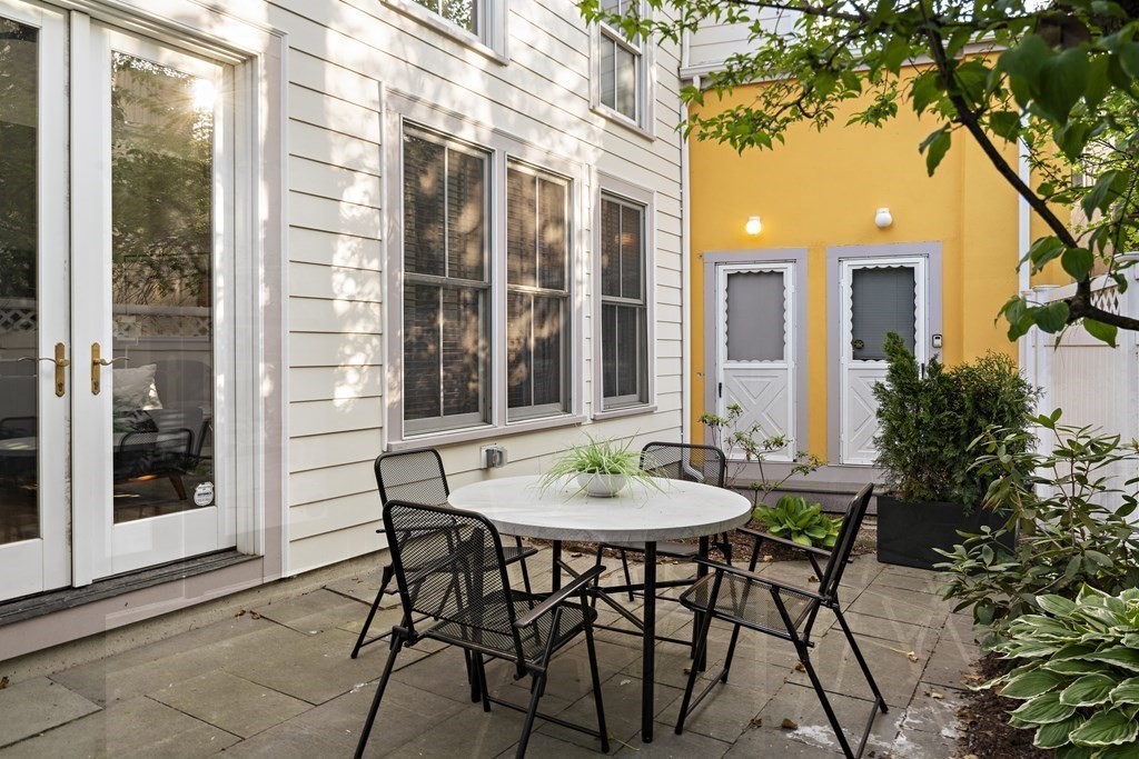 52 Porter Road Unit: 52