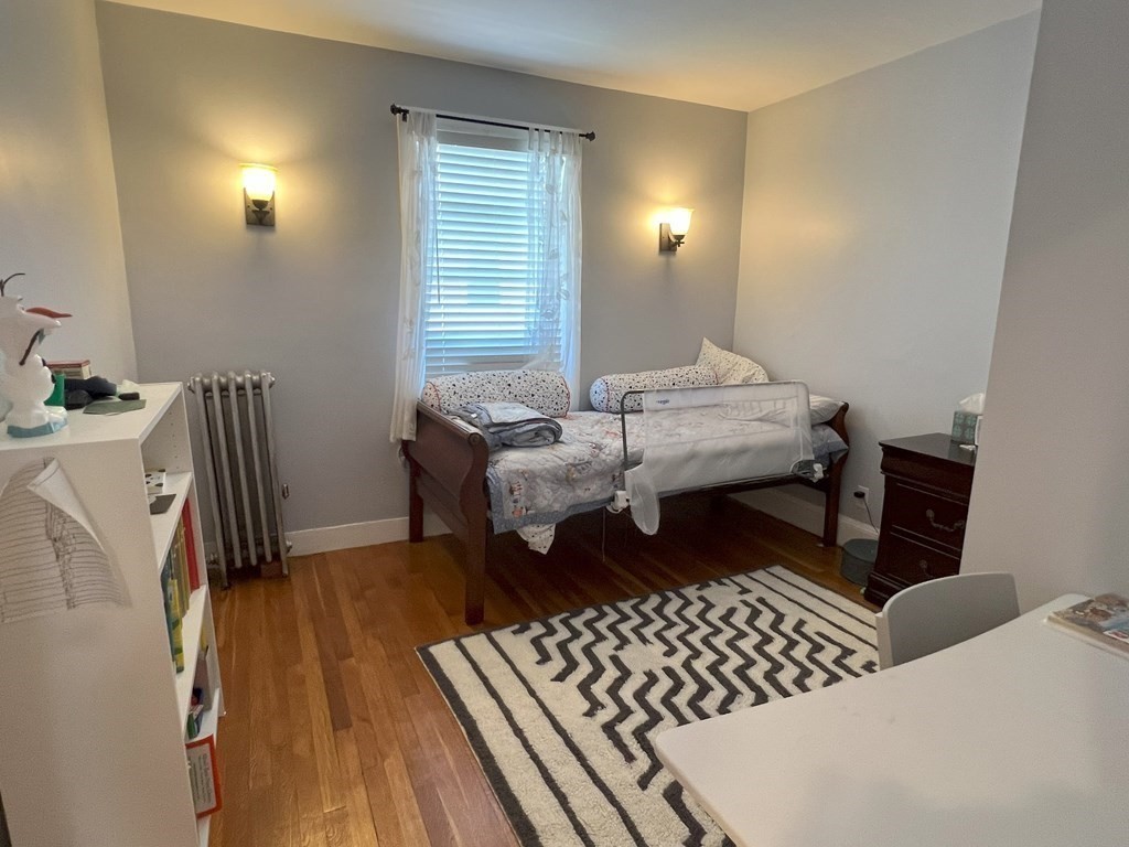 105 Ripley St Unit: 105