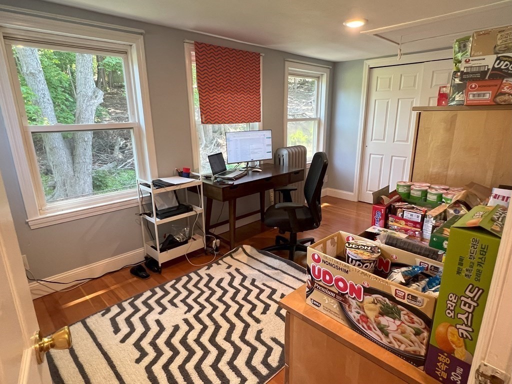 105 Ripley St Unit: 105