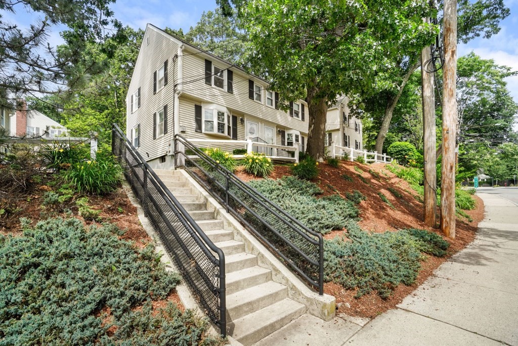 480 Summer Street Unit: 480