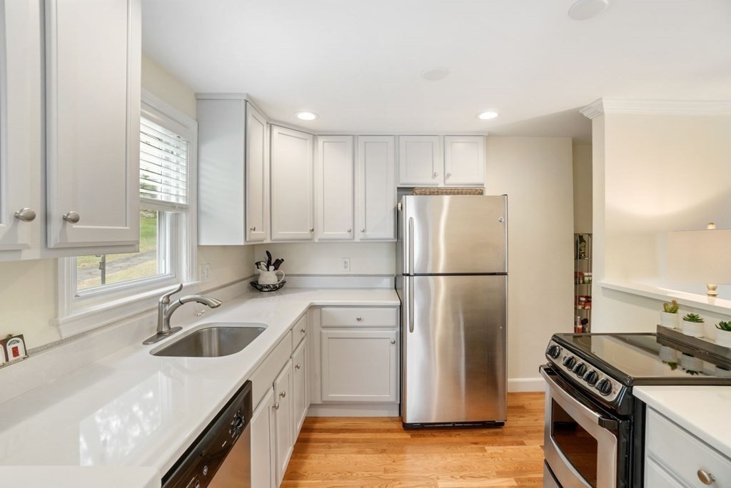 480 Summer Street Unit: 480