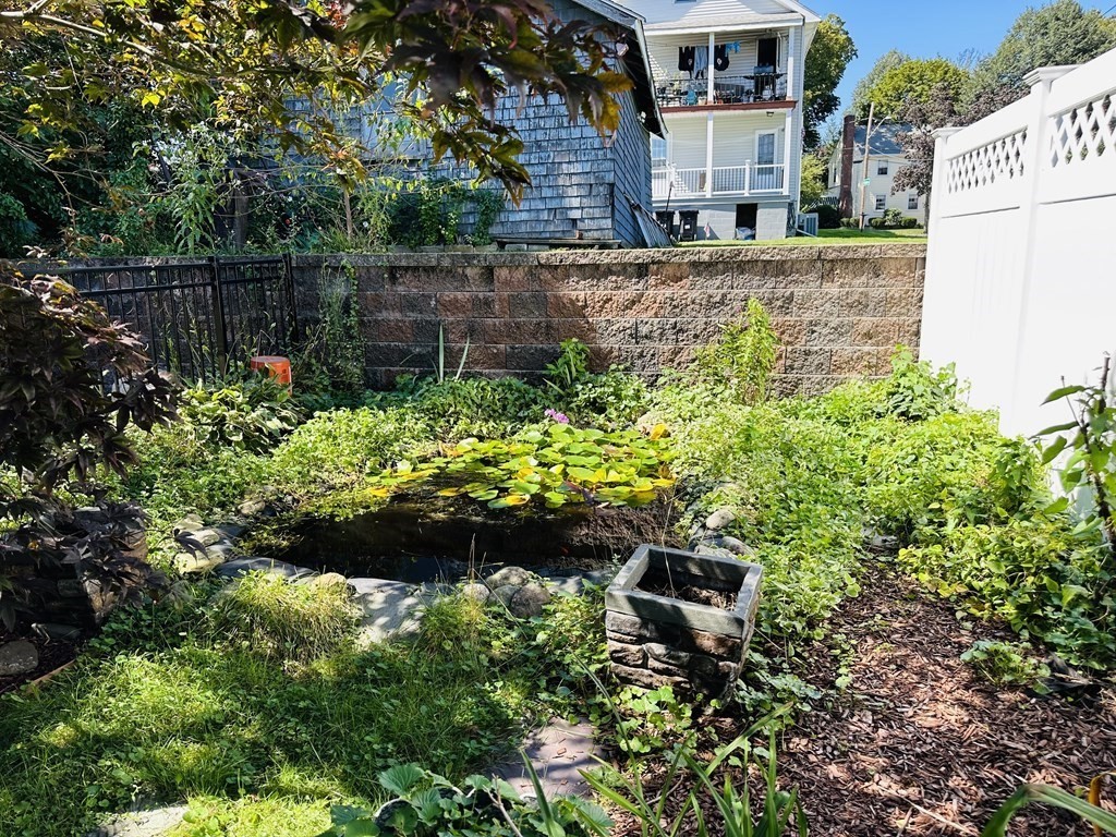 104-106 Waverley Ave